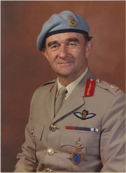 A person in a military uniform

AI-generated content may be incorrect.