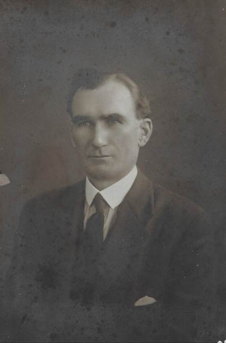 A vintage photo of a person

Description automatically generated